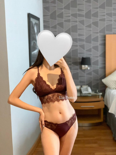 Lía Bonni escort en Puebla - Foto 9